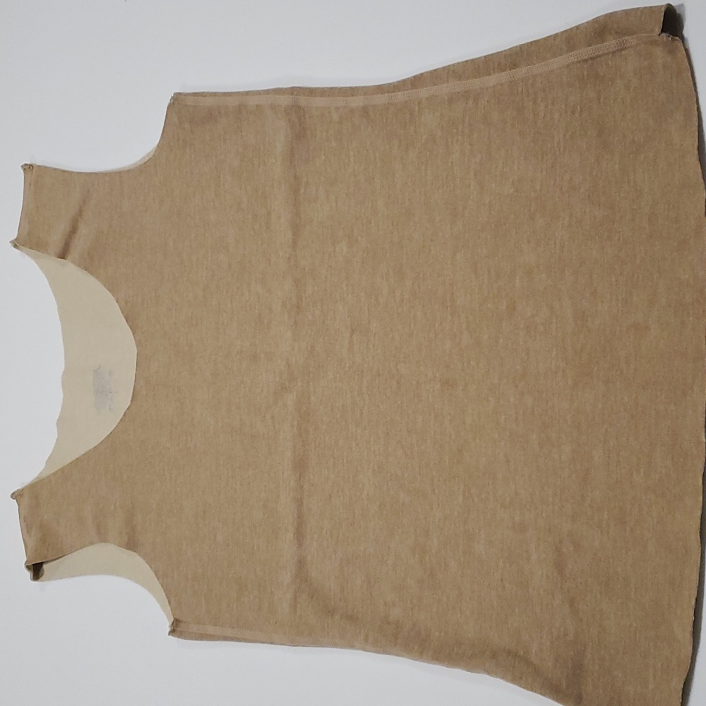 NWOT reversible Tank Top in Cream & Tan